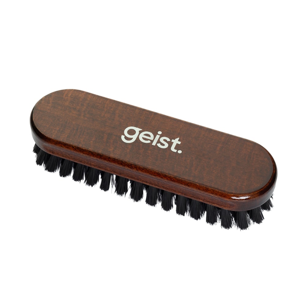 Brosse cuir & tissus