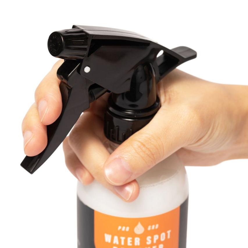 Élimine les tâches d’eau avec le Water spot remover de la marque DIY Detail