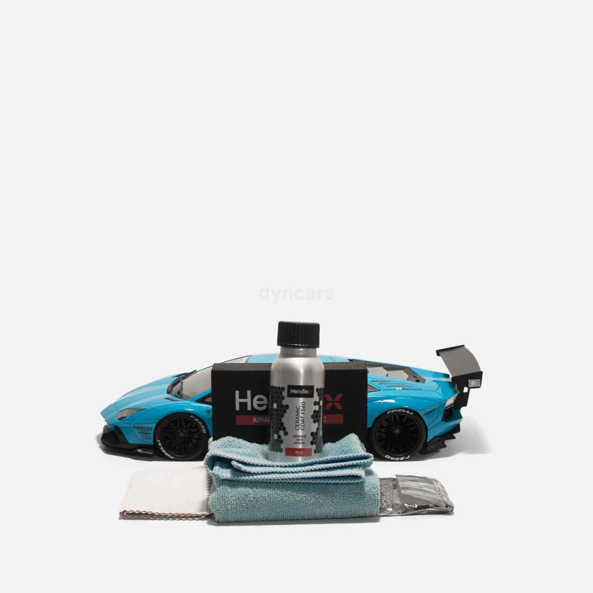 Hendlex Ceramic Coat FS60 - Dureté 9H et brillance durable pour votre véhicule.