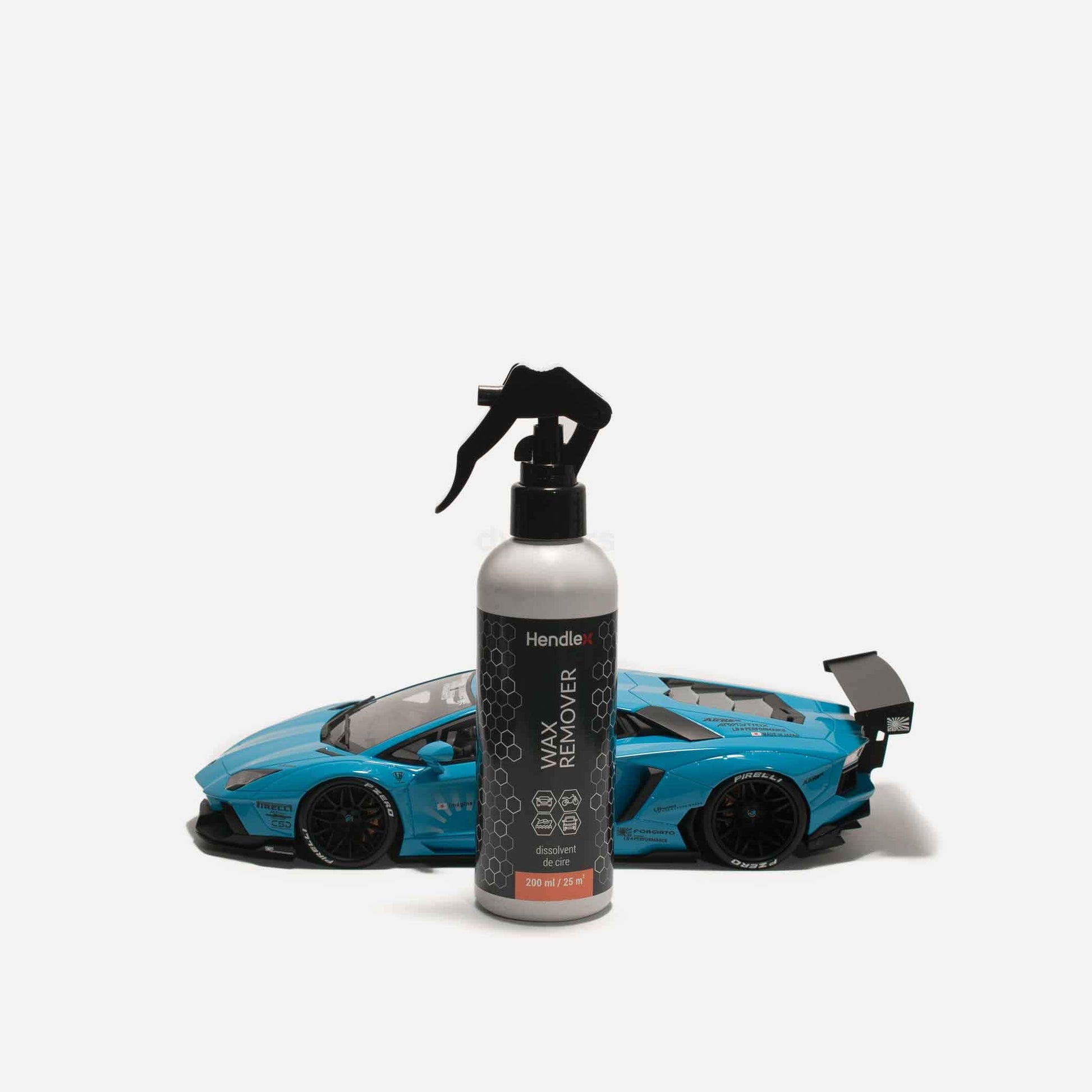 Nettoyez et préparez votre véhicule avec Hendlex Wax Remover - Le choix idéal pour enlever la cire et les résidus de surface.